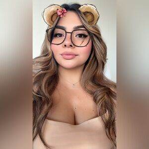 Meet your Posher, Flor